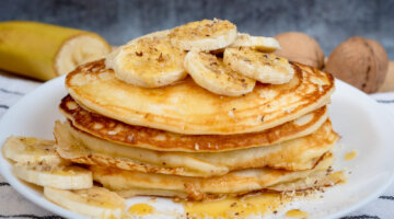 Panqueca de banana: café da manhã saudável e rápido
